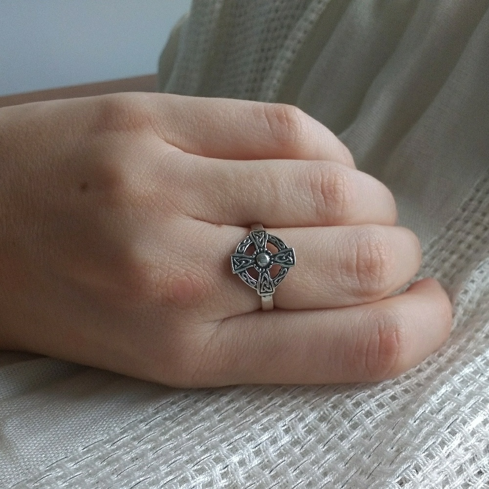 2/$20! Sterling Silver Celtic Cross Ring Stamped
